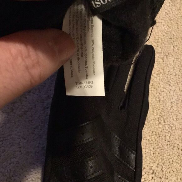 isotoner womens Spandex Shortie Touchscreen Gloves - Waterproof Winter Gloves - Picture 4 of 5